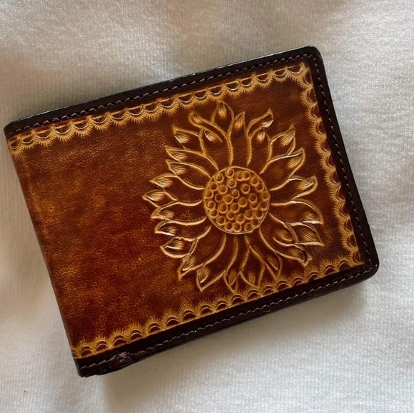 Western Linens Other - Men's Tooled Leather Wallet
